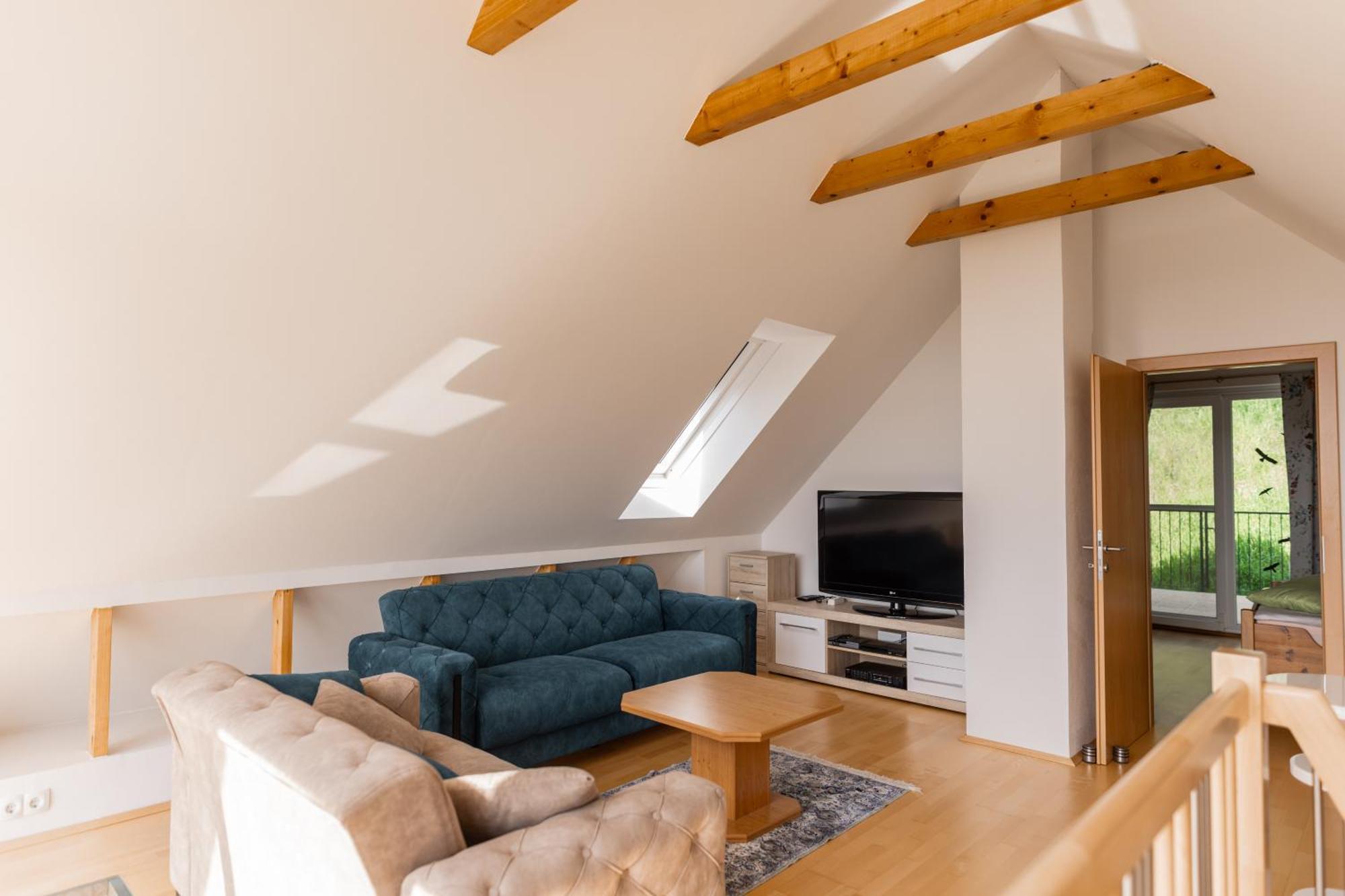Winzerhaus Roemerstrasse คิทเซค อิม เซาซาล ภายนอก รูปภาพ
