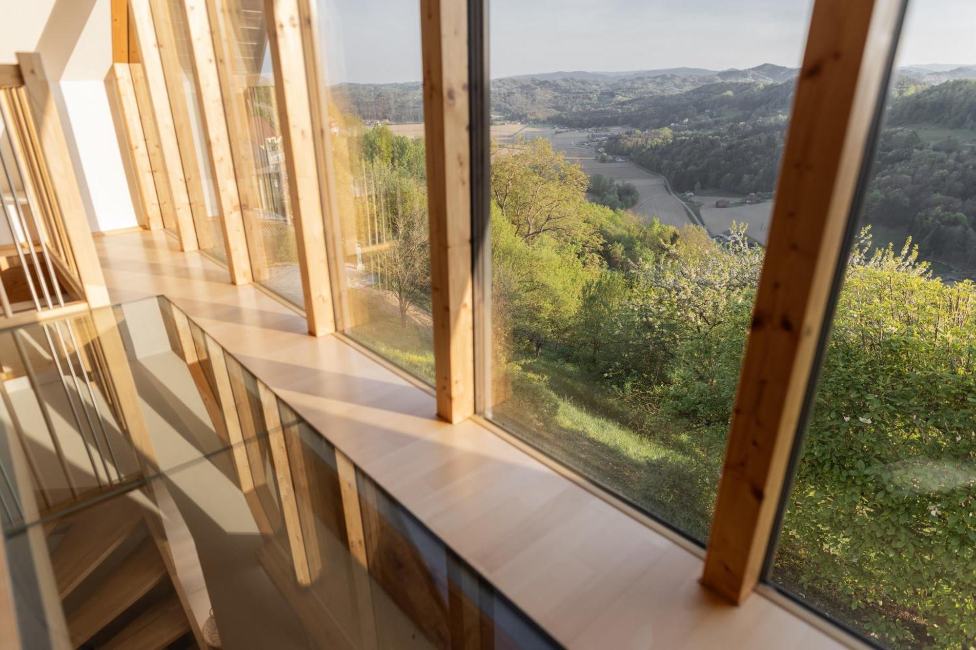 Winzerhaus Roemerstrasse คิทเซค อิม เซาซาล ภายนอก รูปภาพ